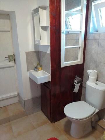 Фото номера Апартаменты - 1-й этаж Гостевой дом Nikyup Guest House г. Nikyup 9